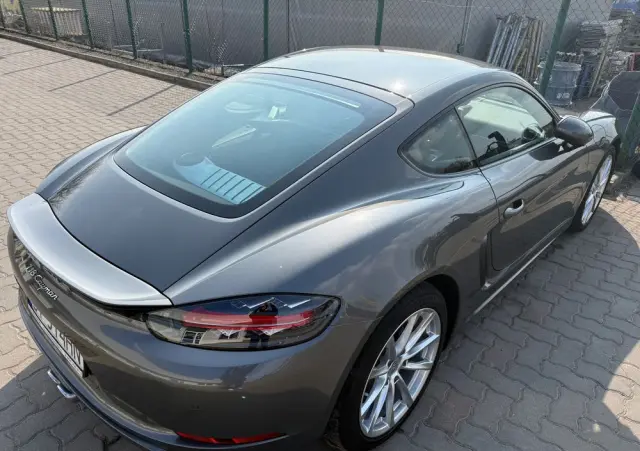 PORSCHE 718 Cayman GPF PDK