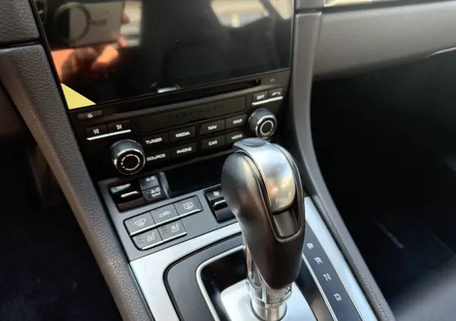 PORSCHE 718 Cayman GPF PDK