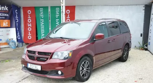 DODGE Grand Caravan 