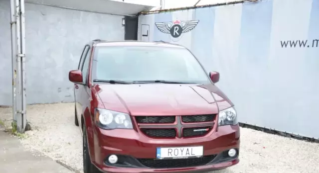 DODGE Grand Caravan 