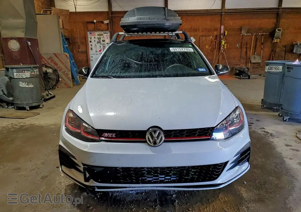 VOLKSWAGEN Golf GTI (BlueMotion Technology) DSG