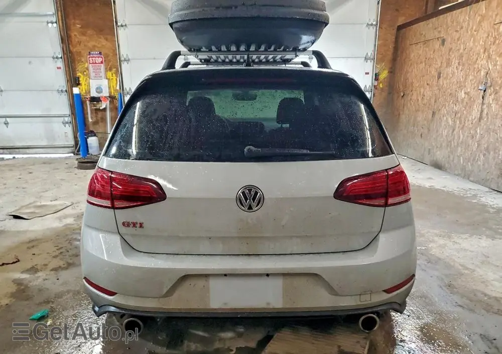 VOLKSWAGEN Golf GTI (BlueMotion Technology) DSG