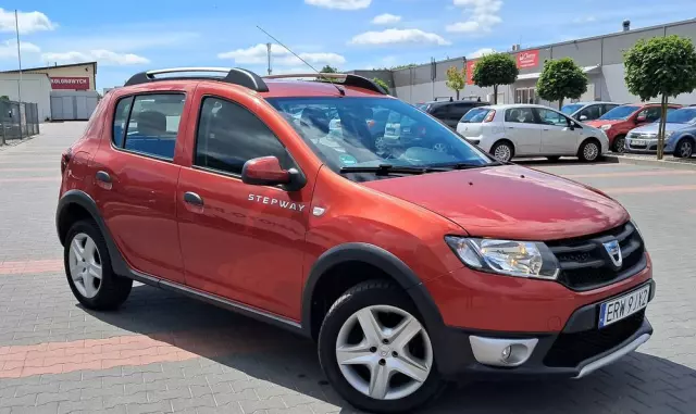 DACIA Sandero Stepway 0.9 TCe Laureate
