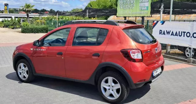 DACIA Sandero Stepway 0.9 TCe Laureate