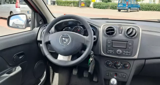 DACIA Sandero Stepway 0.9 TCe Laureate