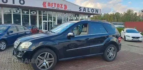 MERCEDES-BENZ ML 