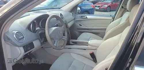 MERCEDES-BENZ ML 