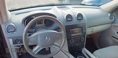 MERCEDES-BENZ ML 