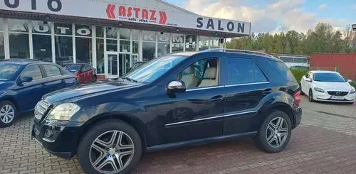 MERCEDES-BENZ ML 
