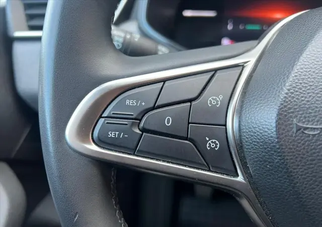 RENAULT Clio 1.0 TCe Evolution