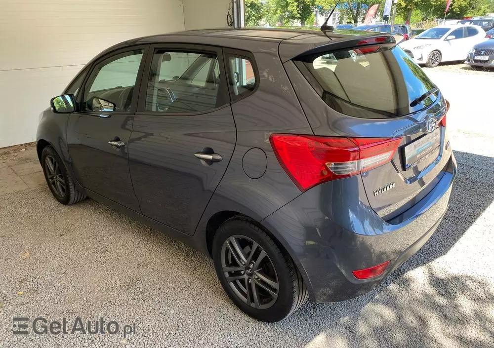 HYUNDAI Ix20 1.6 Premium blue
