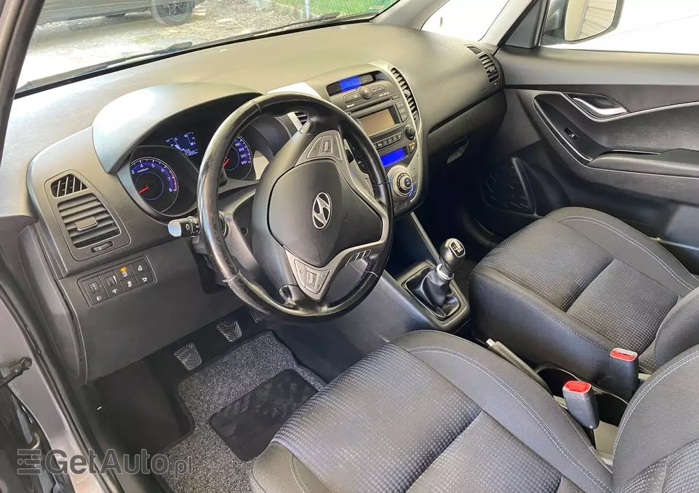 HYUNDAI Ix20 1.6 Premium blue