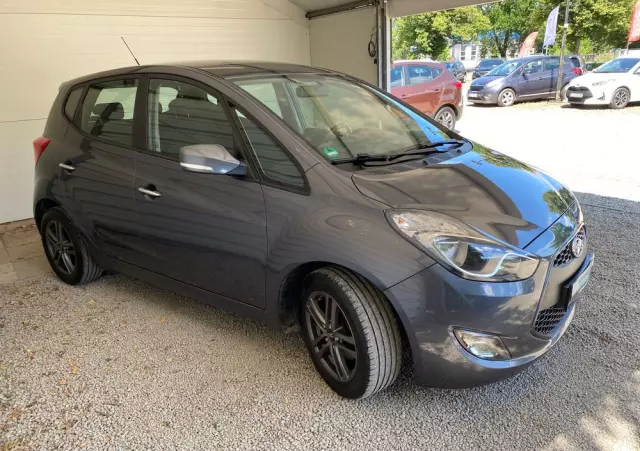 HYUNDAI Ix20 1.6 Premium blue