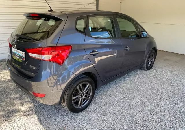 HYUNDAI Ix20 1.6 Premium blue