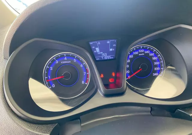 HYUNDAI Ix20 1.6 Premium blue