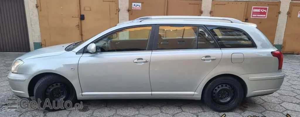 TOYOTA Avensis 