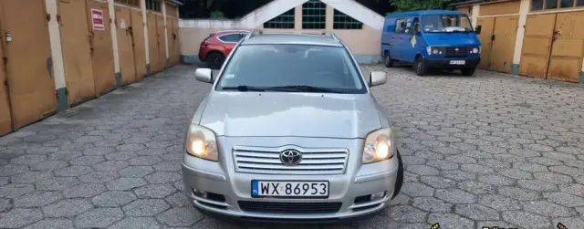 TOYOTA Avensis 