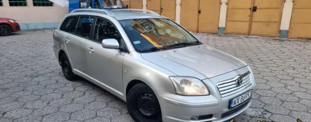 TOYOTA Avensis 