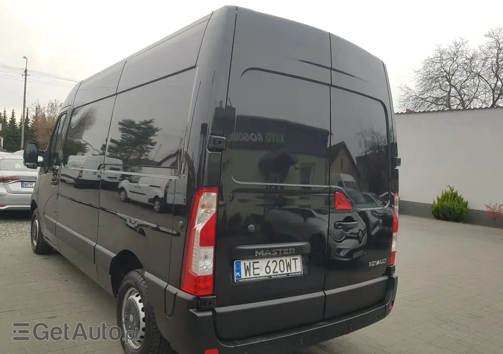 RENAULT 2.3dCi L2H2 3.5t Pack Clim 4d 