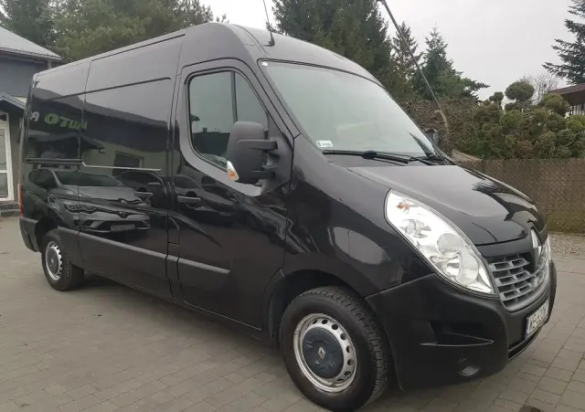 RENAULT 2.3dCi L2H2 3.5t Pack Clim 4d 