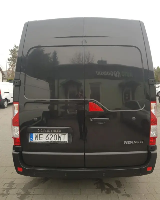 RENAULT 2.3dCi L2H2 3.5t Pack Clim 4d 