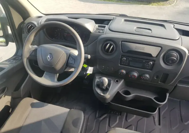 RENAULT 2.3dCi L2H2 3.5t Pack Clim 4d 