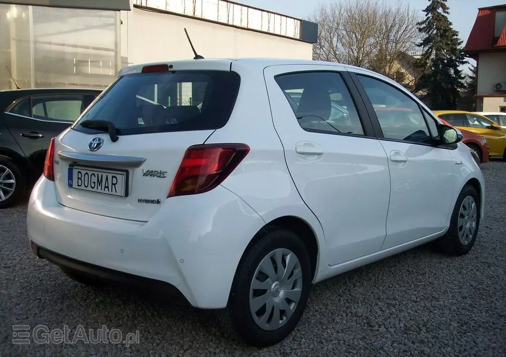 TOYOTA Yaris 