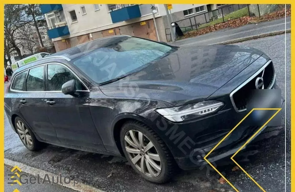 VOLVO V90 