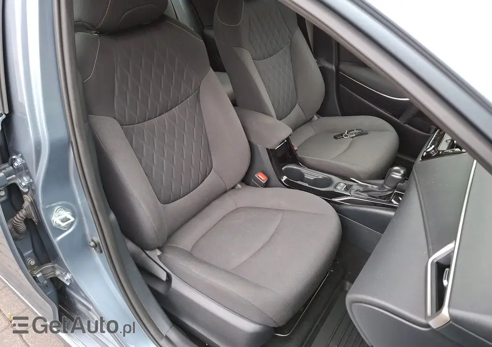 TOYOTA Corolla 1.8 Hybrid Comfort