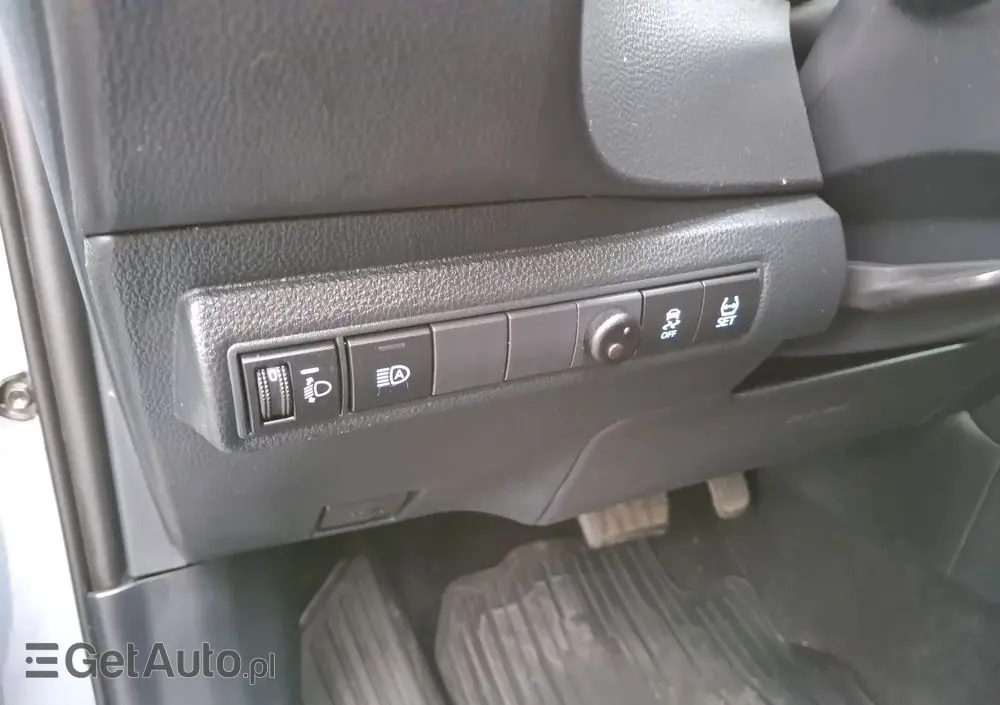 TOYOTA Corolla 1.8 Hybrid Comfort