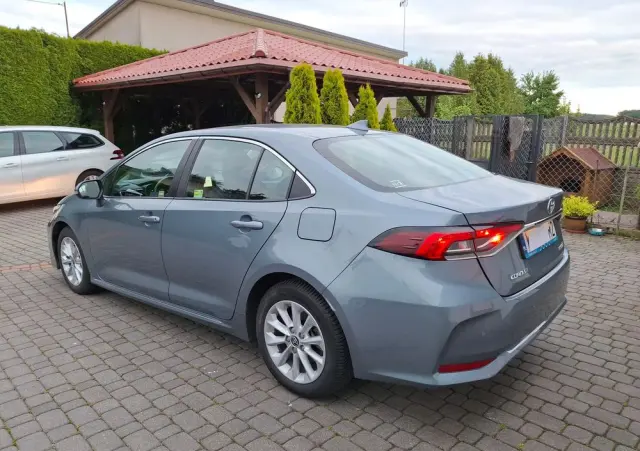 TOYOTA Corolla 1.8 Hybrid Comfort