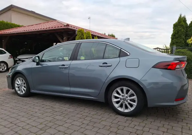 TOYOTA Corolla 1.8 Hybrid Comfort