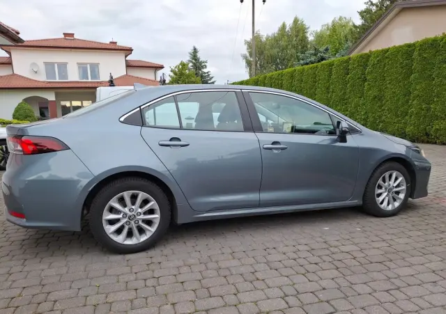 TOYOTA Corolla 1.8 Hybrid Comfort