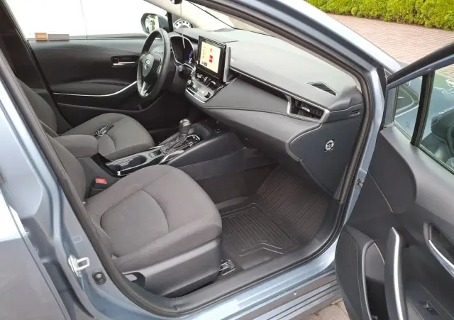 TOYOTA Corolla 1.8 Hybrid Comfort