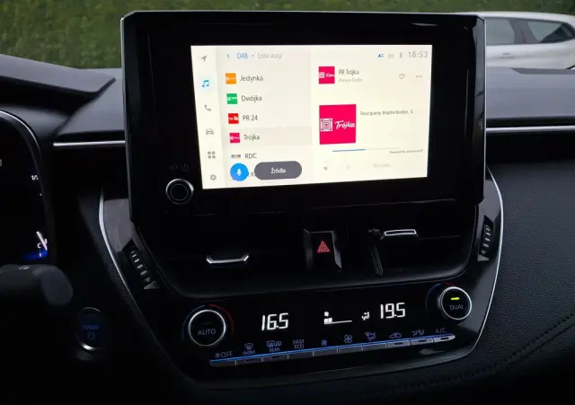 TOYOTA Corolla 1.8 Hybrid Comfort