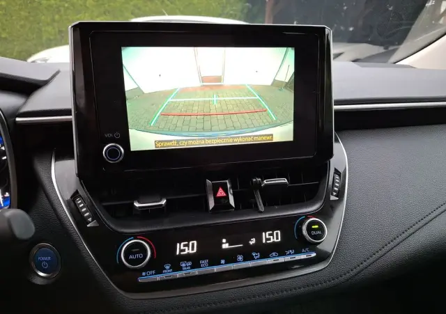 TOYOTA Corolla 1.8 Hybrid Comfort