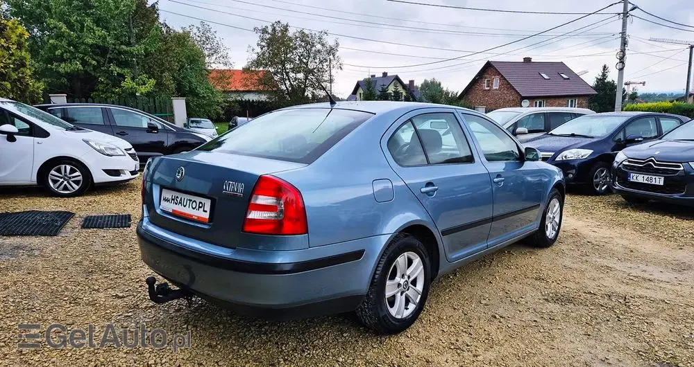 SKODA Octavia 1.6 Family Plus