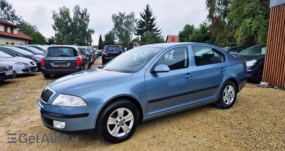 SKODA Octavia 1.6 Family Plus