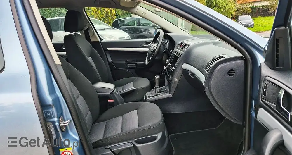 SKODA Octavia 1.6 Family Plus