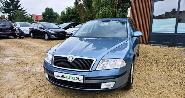 SKODA Octavia 1.6 Family Plus