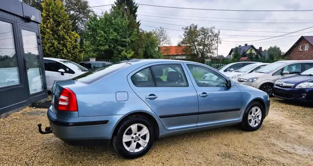 SKODA Octavia 1.6 Family Plus