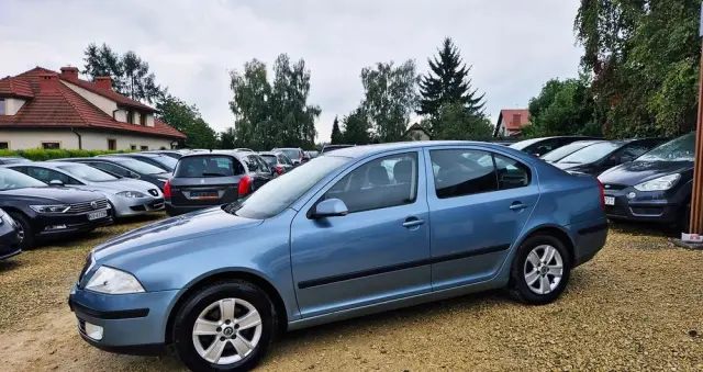 SKODA Octavia 1.6 Family Plus