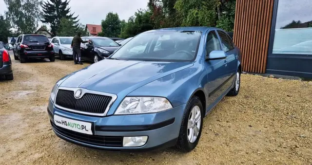SKODA Octavia 1.6 Family Plus