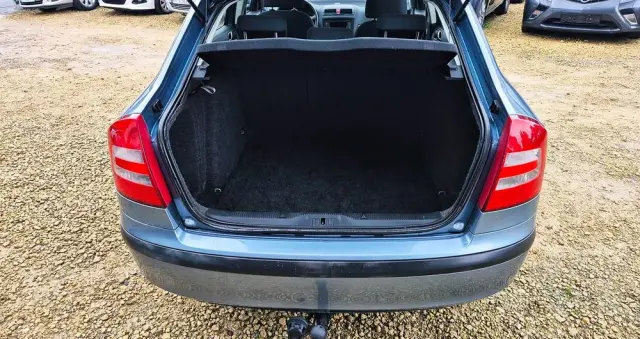 SKODA Octavia 1.6 Family Plus