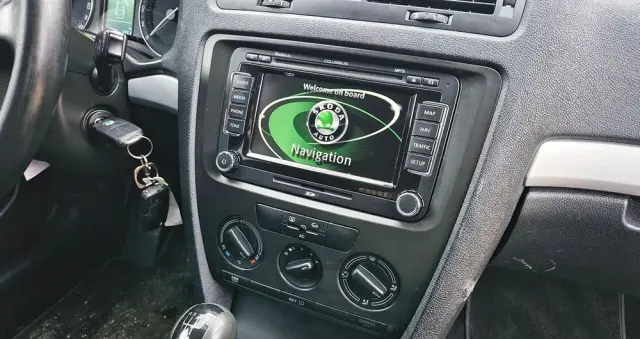 SKODA Octavia 1.6 Family Plus