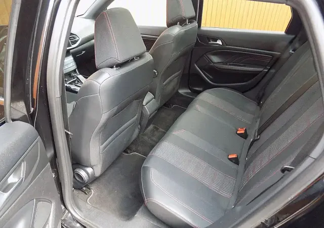 PEUGEOT 308 1.5 BlueHDi GT Pack S&S EAT8