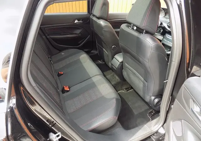 PEUGEOT 308 1.5 BlueHDi GT Pack S&S EAT8