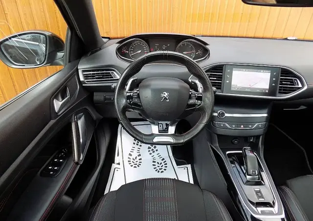 PEUGEOT 308 1.5 BlueHDi GT Pack S&S EAT8