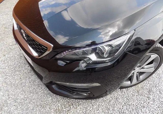 PEUGEOT 308 1.5 BlueHDi GT Pack S&S EAT8