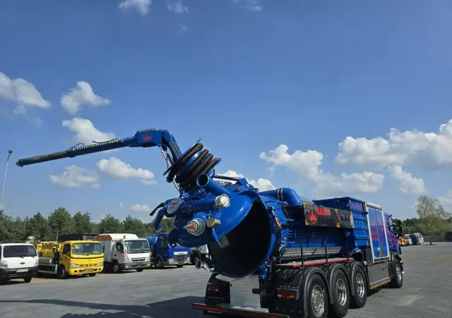 SCANIA EUR-MARK PL8 Ładowarka próżniowa ssąco-nadmuchowa 